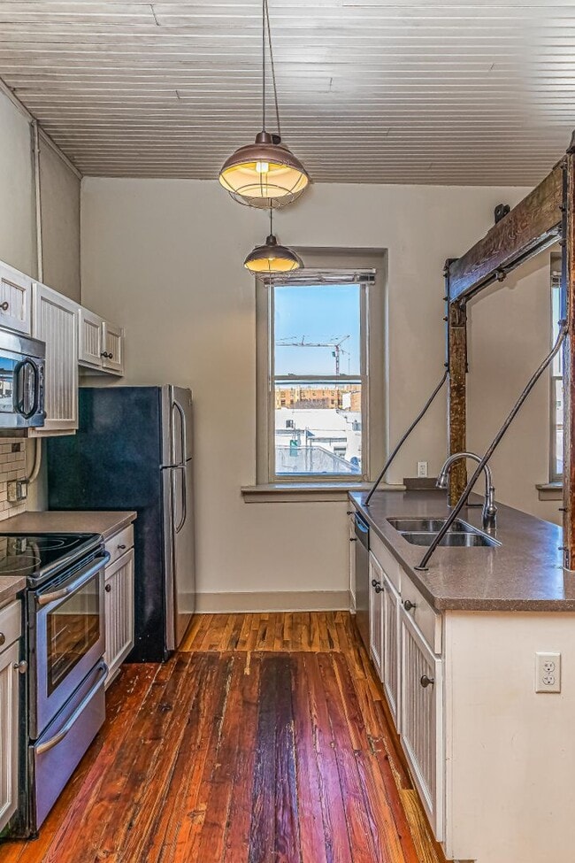 Building Photo - Wilson Furniture Company Lofts- Unit D