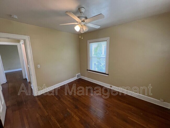 Building Photo - 17200 Grovewood Ave