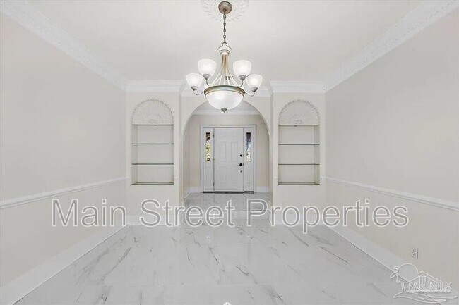 Building Photo - 4700 Bohemia Dr