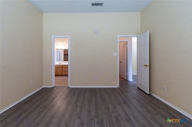 Building Photo - 2306 Wampum Dr