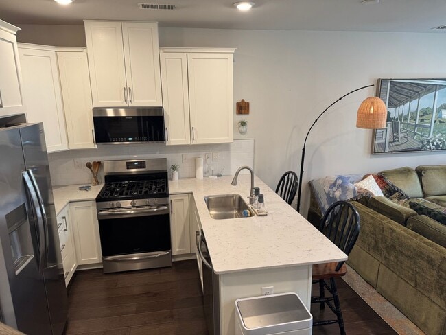 Building Photo - Beautiful SteelPointe 2 Bedroom 1.5 Bath Townhome for Rent in Phoenixville $2,690/month