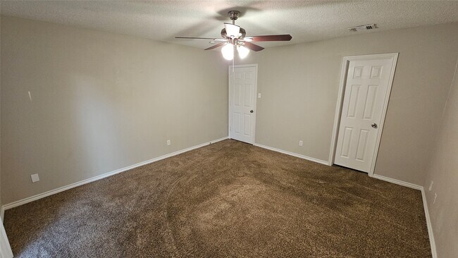 Building Photo - 2827 Thorne Creek Ln