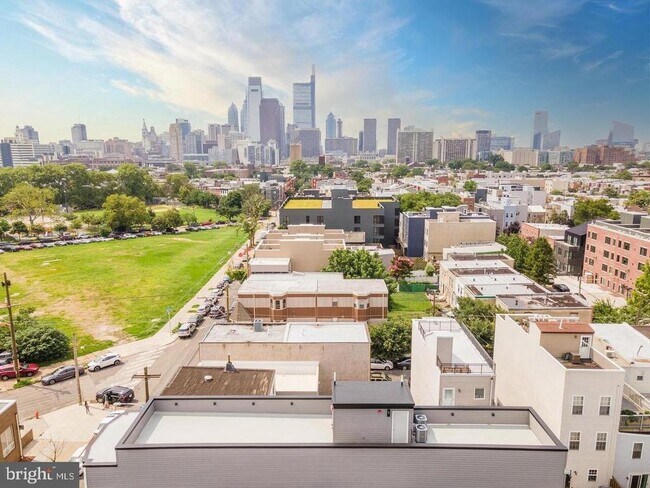 Building Photo - 850 N 19th St