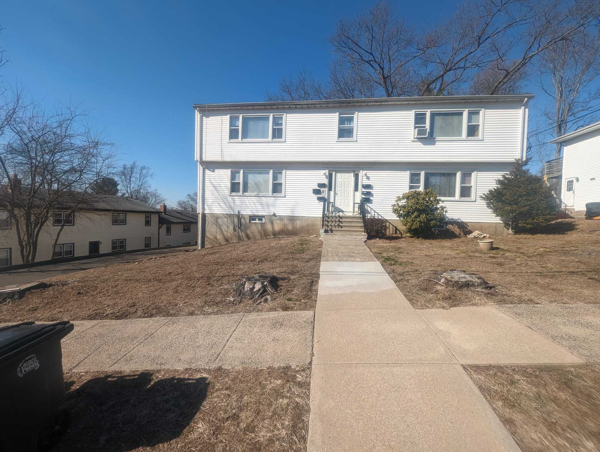 Building Photo - 220 Glen Haven Rd
