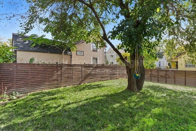 Building Photo - 1421 Leonard St