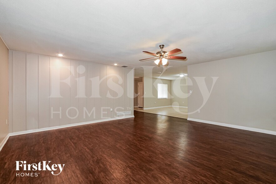Building Photo - 6314 Gamble Dr