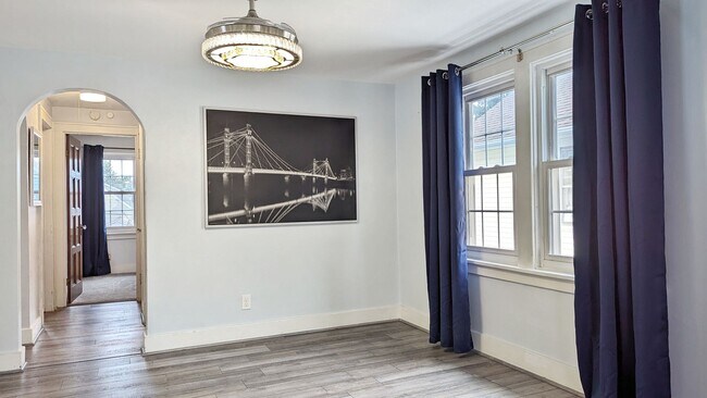 Building Photo - 81 Knox Ave