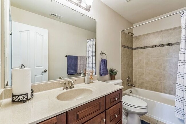 Building Photo - 46820 Shelton Dr