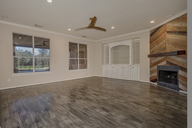 Building Photo - 138 Oriel Oaks Cir