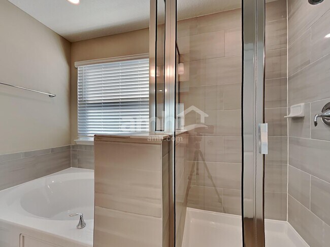 Building Photo - 64 Spruce Point