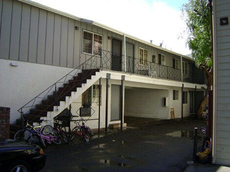 Building Photo - 256 Mountain View Ave