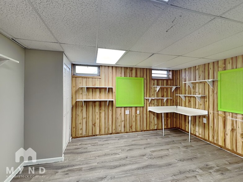 Building Photo - 4573 Dungannon Dr