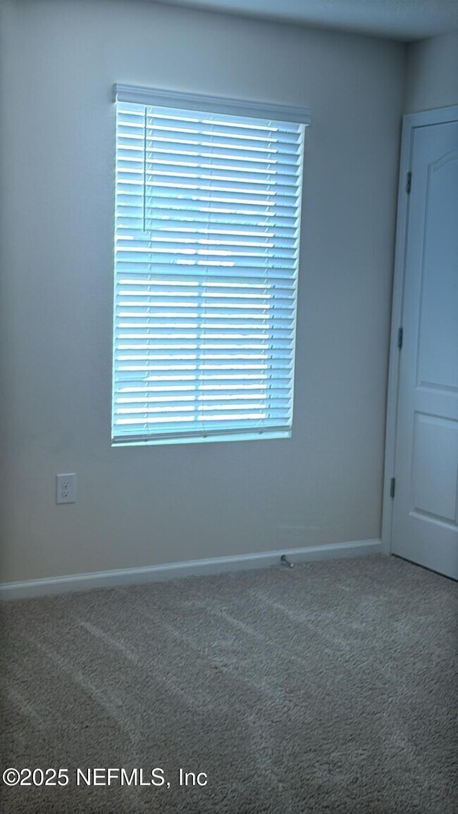 Building Photo - 9607 Mira Loma Dr