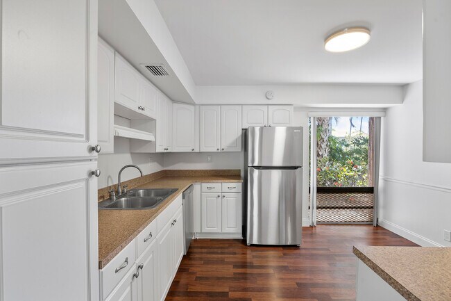 Building Photo - 6612 Spring Bottom Way