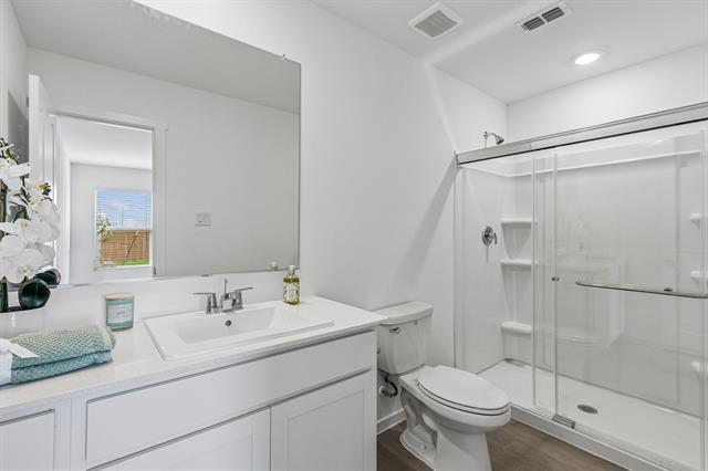 Building Photo - 3017 Tooley Dr