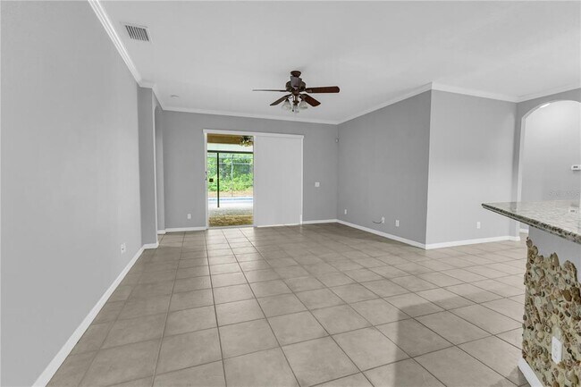 Building Photo - 721 Stonecrest Dr