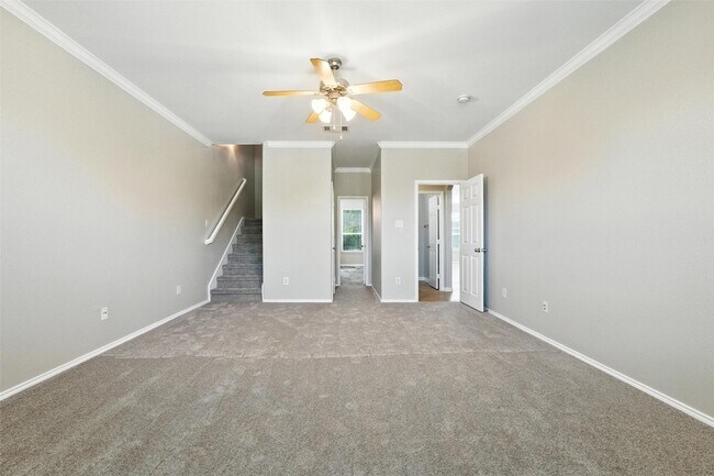 Building Photo - 7000 Snowy Owl St