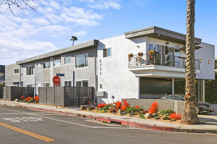 Primary Photo - 8777 Cadillac Ave.