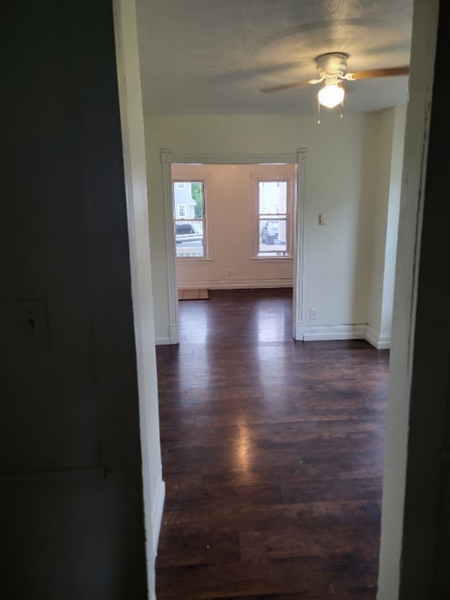 Building Photo - 138 Caroline Ave