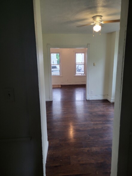 Primary Photo - 138 Caroline Ave