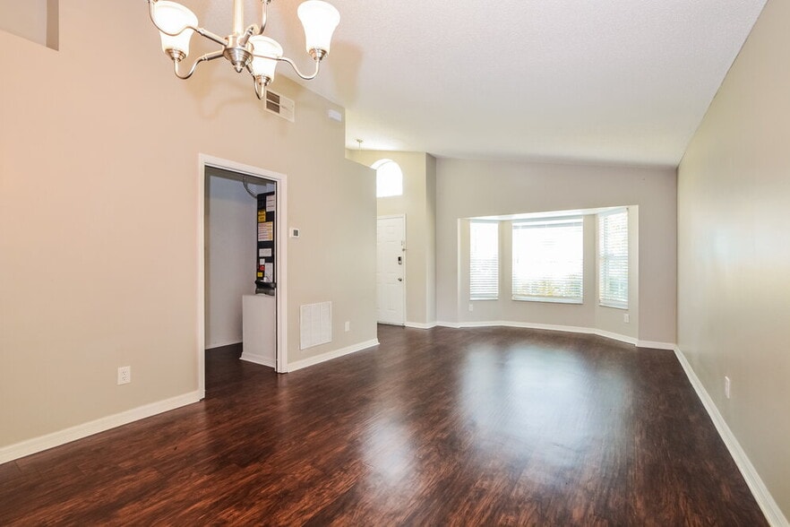 Building Photo - 641 Whitetail Loop