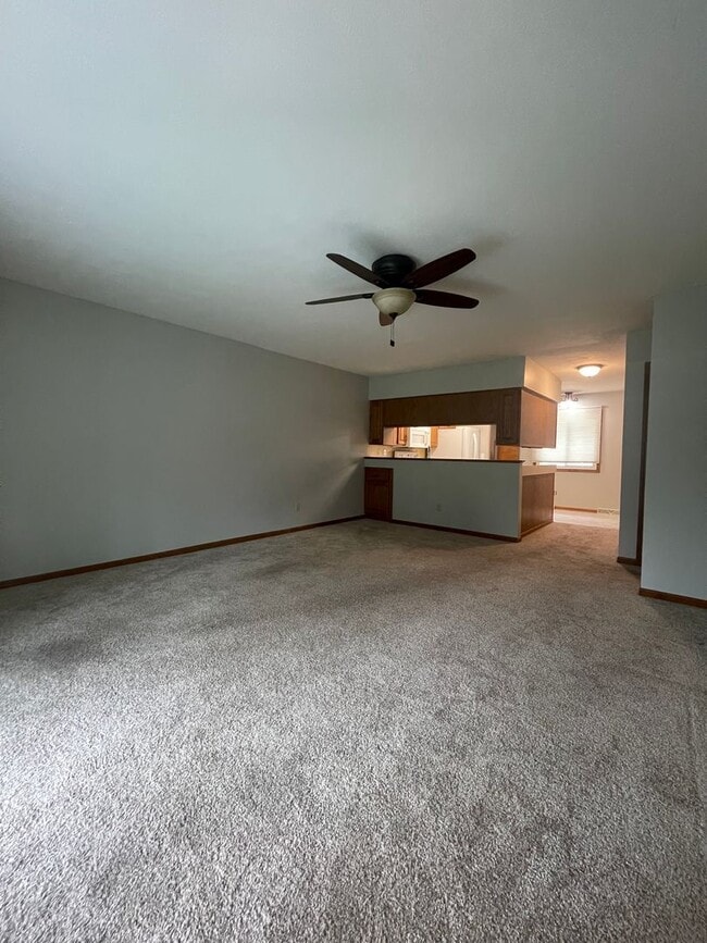 Building Photo - Two Bedroom 55+ Condo in Kalamazoo