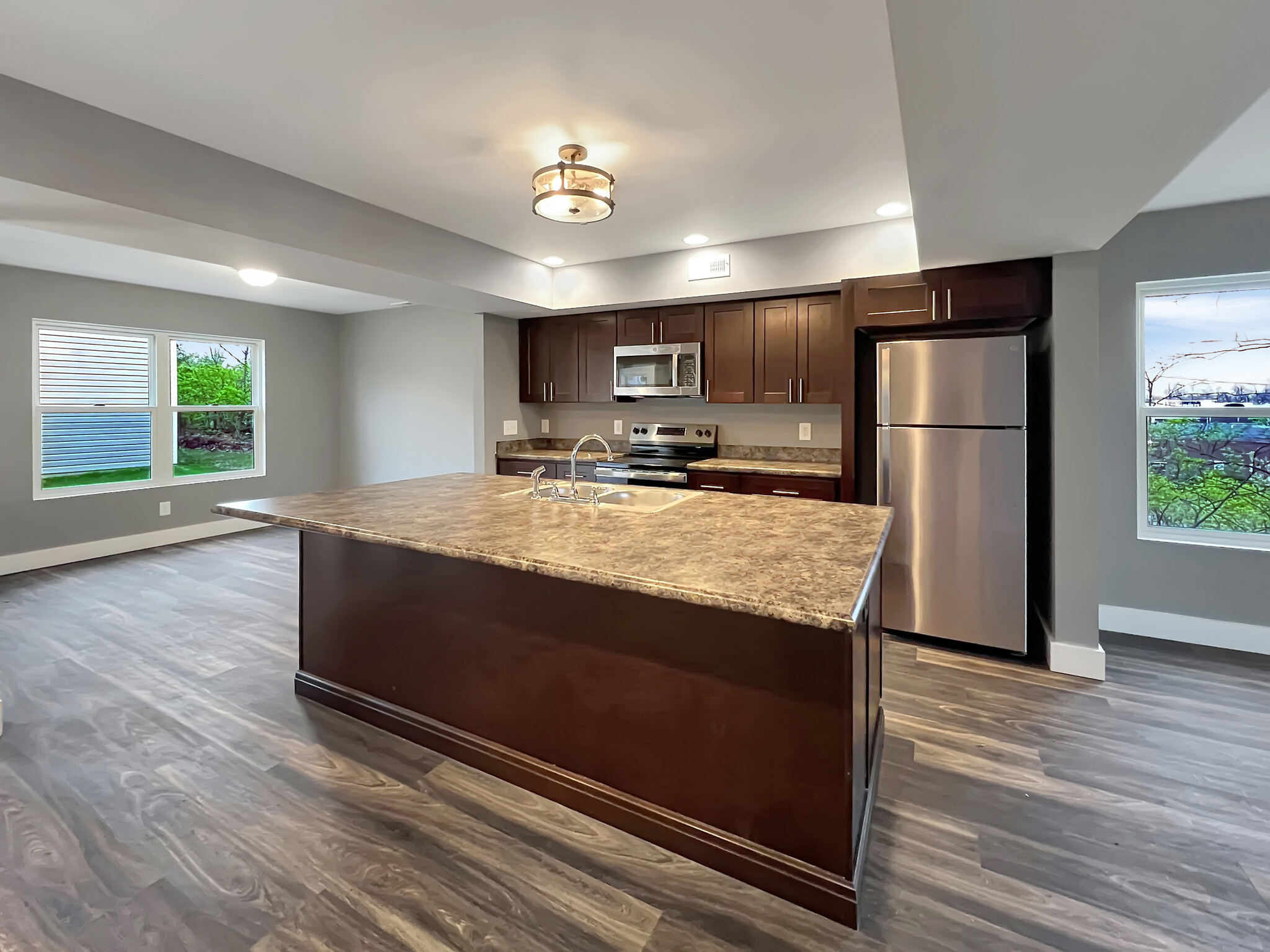 Granite Countertops Kitchen - 3981 Mount Moriah Vlg
