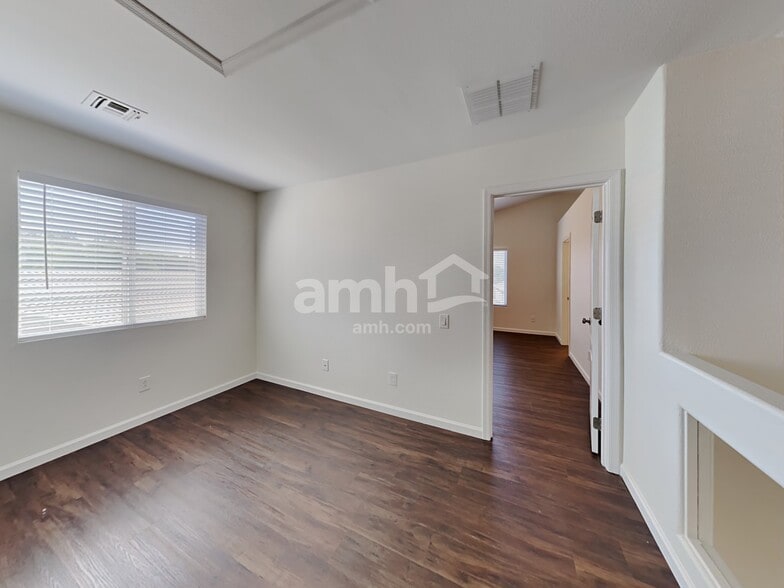 Building Photo - 12955 W Catalina Dr