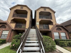 Building Photo - 365 Forestway Cir