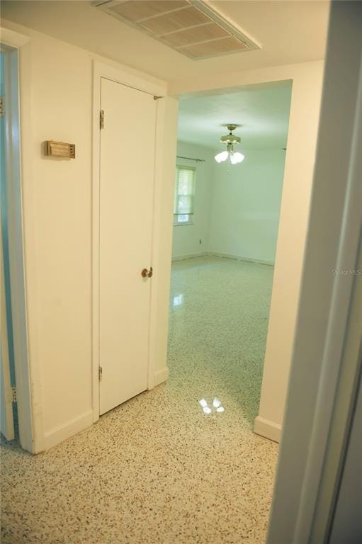 Building Photo - 904 Brookside Dr