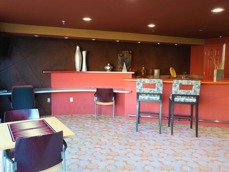Building Photo - 3520 Lebon Dr