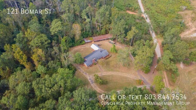 Building Photo - 121 Bomar St