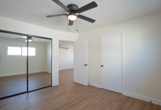 Building Photo - 825 W 167th St