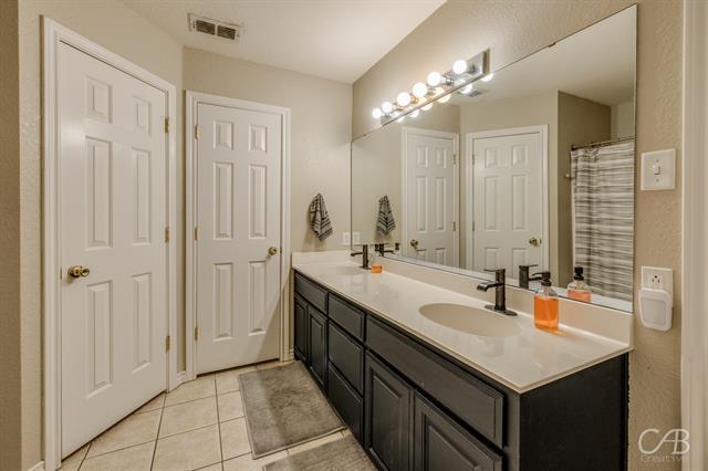 Building Photo - 4009 Georgetown Dr