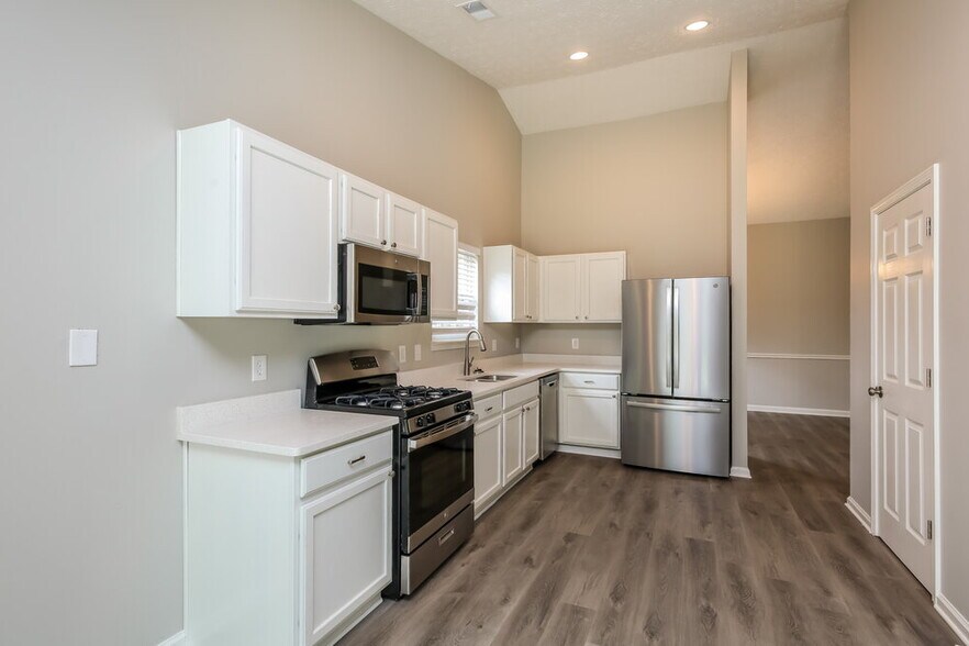 Building Photo - 267 Rockingham Dr