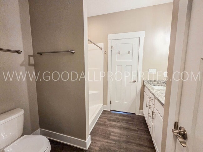 Building Photo - 16656 Wilden Dr