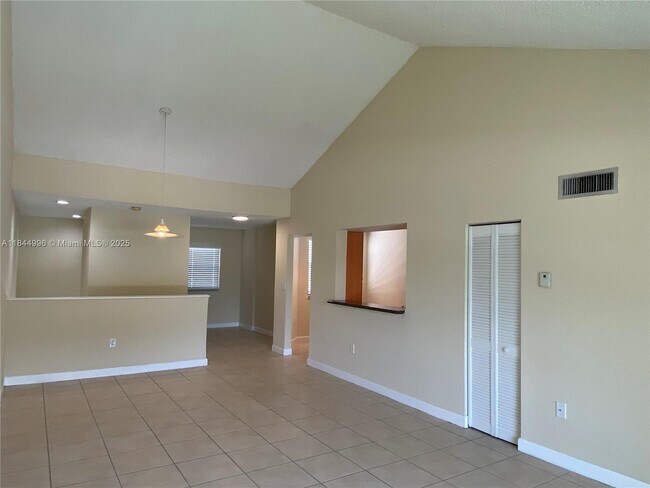 Building Photo - 4759 NW 97th Ct