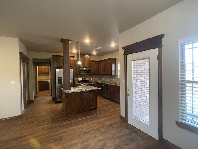 Building Photo - 3 Misty Morning Ln