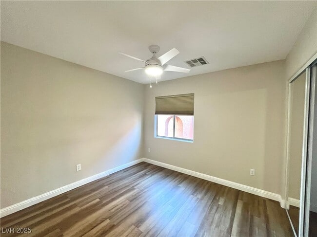 Building Photo - 10658 Little Horse Creek Ave