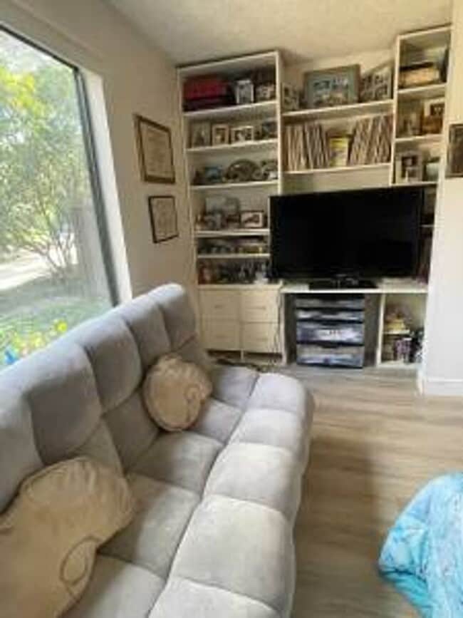 Building Photo - 6 MONTHS SHORT TERM RENTAL FURNISHED CONDO AVAILABLE