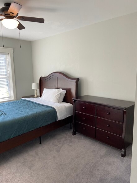 Building Photo - 33 Wesleys Way