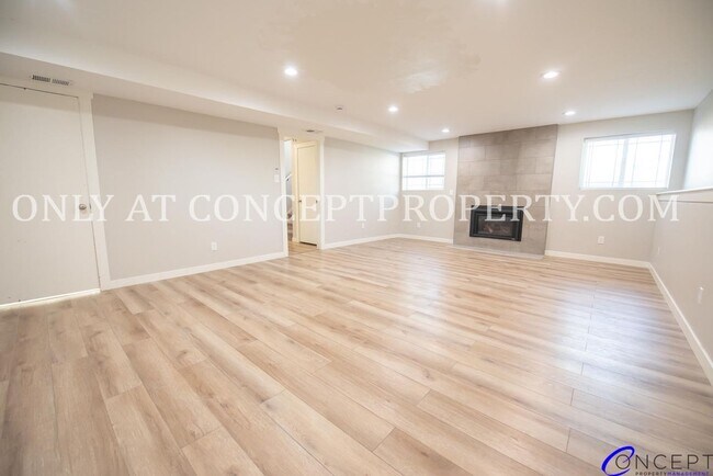 Building Photo - 3733 S 5080 W