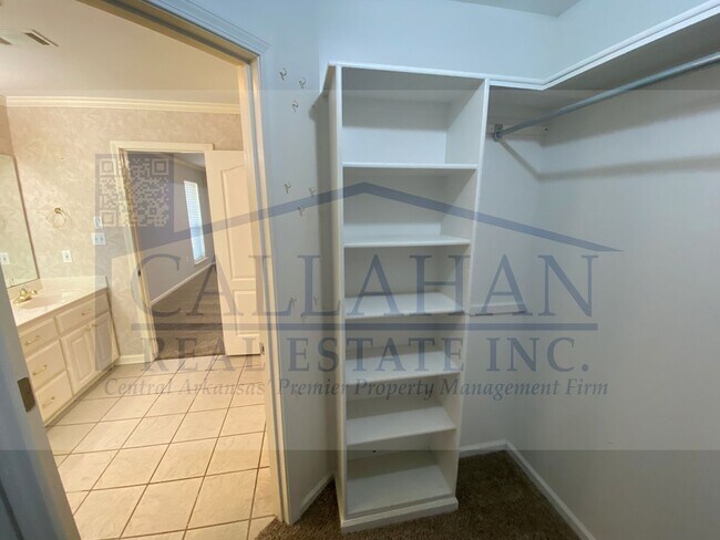 Building Photo - 158 Ridgeland Dr