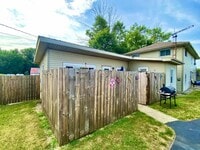 Building Photo - 106 Lind St