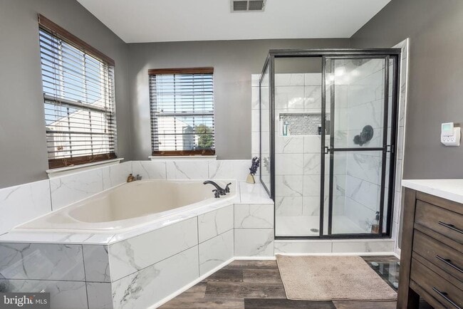 Building Photo - 15575 Catamaran Ct