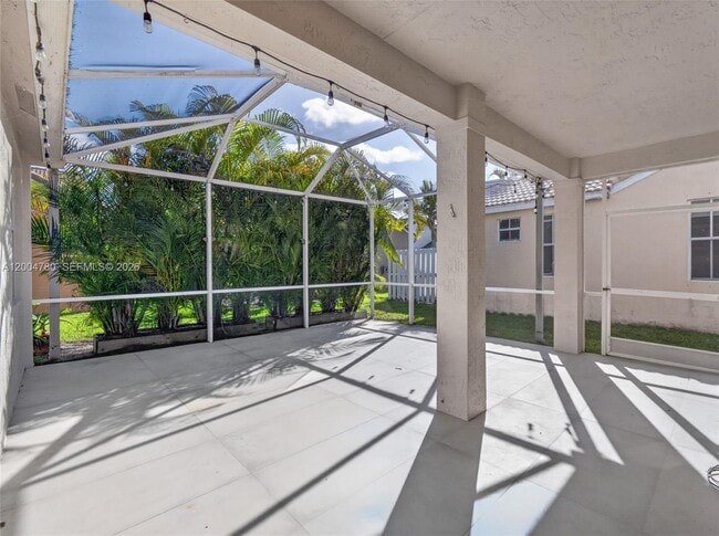 Building Photo - 875 Savannah Falls Dr