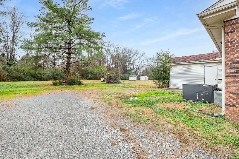 Building Photo - 4611 Franklin Rd