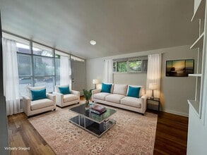 Building Photo - Charming 2 Bedroom, 1 Bathroom Duplex in Aurora