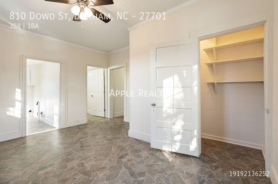 Building Photo - 810 Dowd St