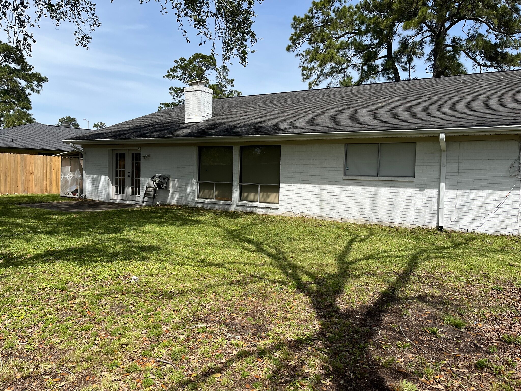 Building Photo - 3503 Canterbury Dr